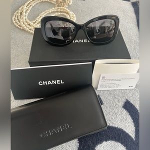 NWT CHANEL Strass Encrusted Polarized Sunglasses Brand New